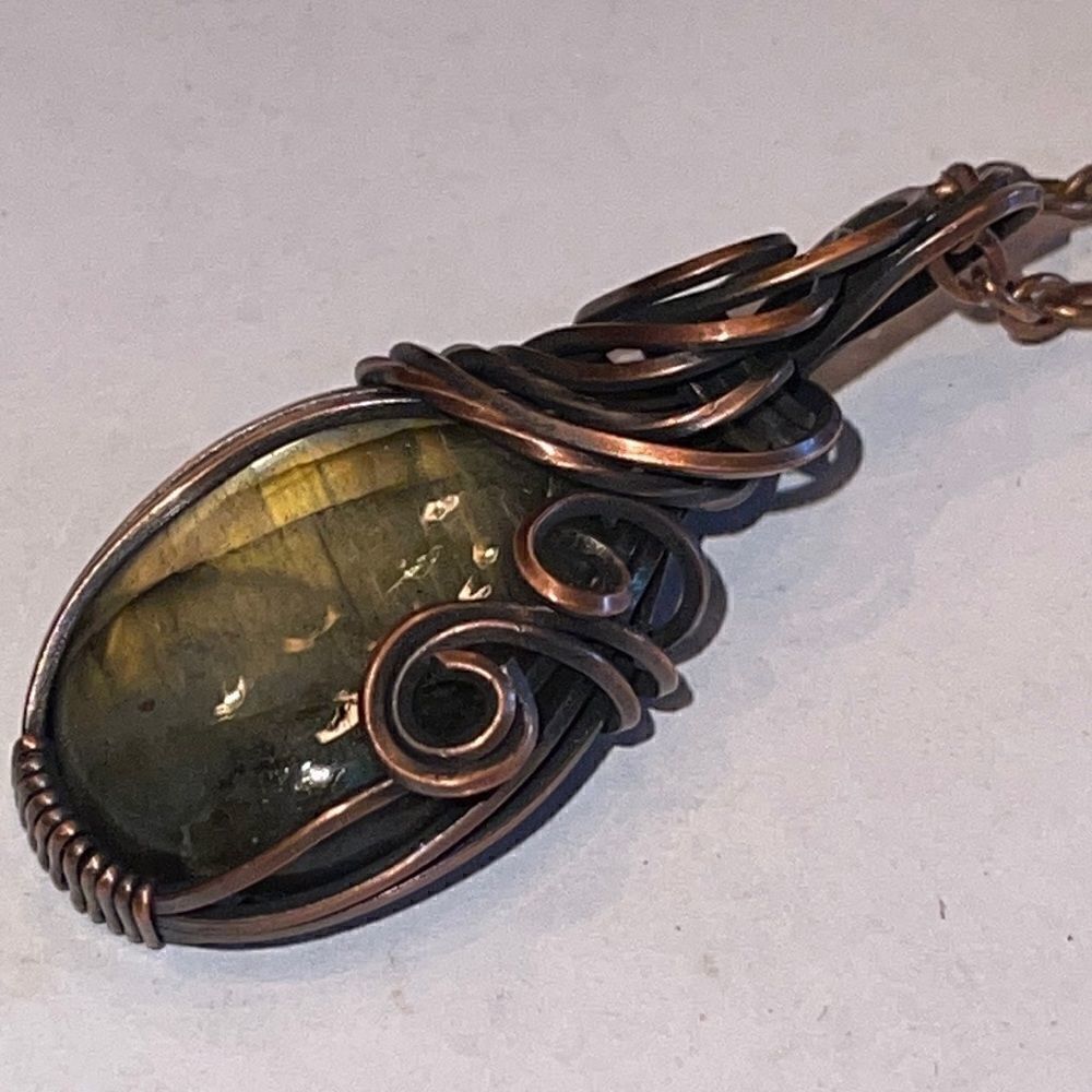 NWT DebbyTammy 16” necklace handmade Labradorite oval stone